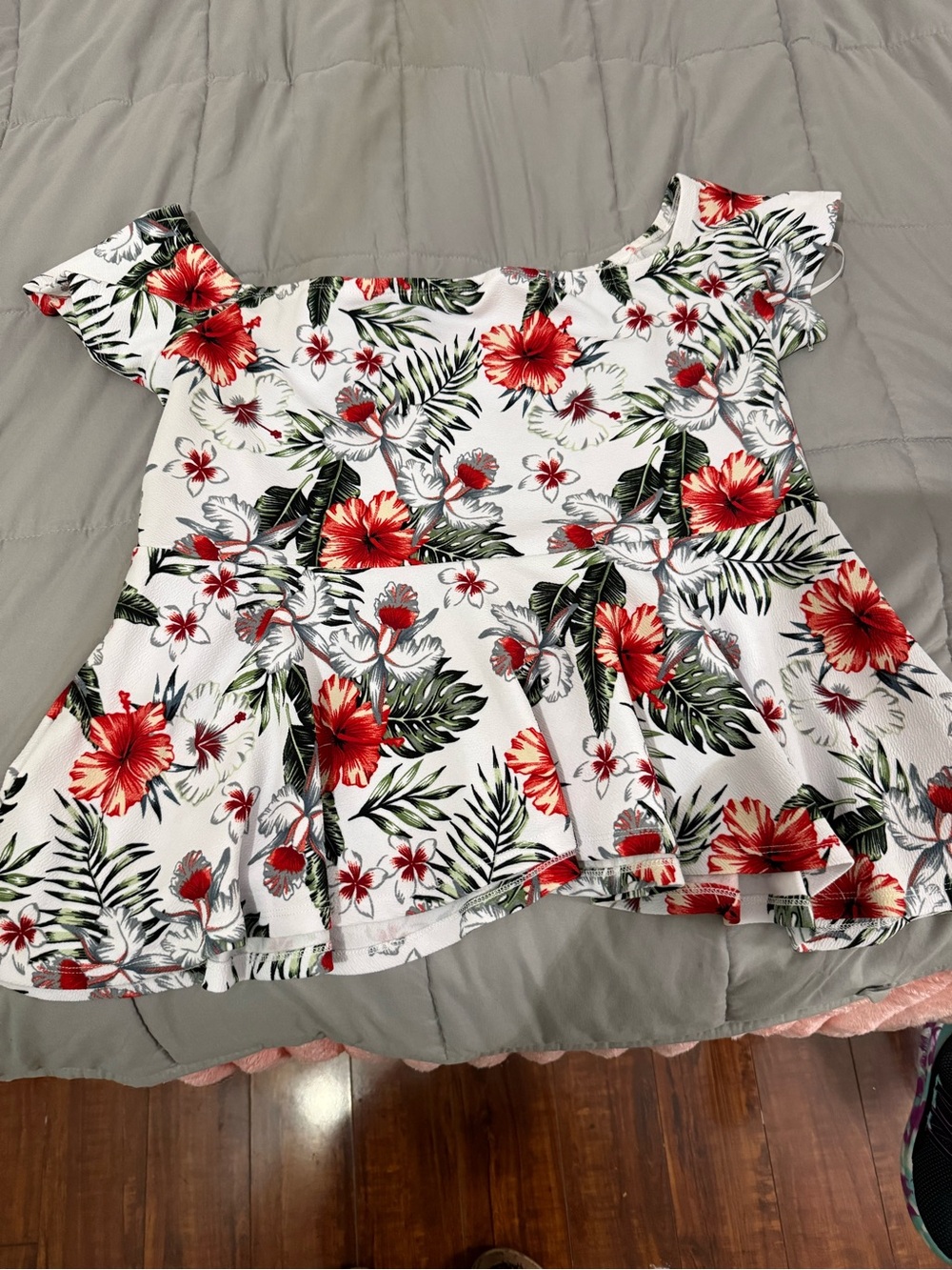 Women’s White Floral Off-Shoulder Peplum Top